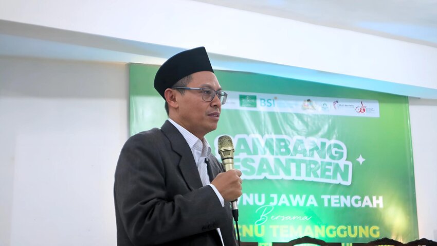 Ketua RMI PWNU Jawa Tengah, KH Ahmad Fadlullah Turmudzi
