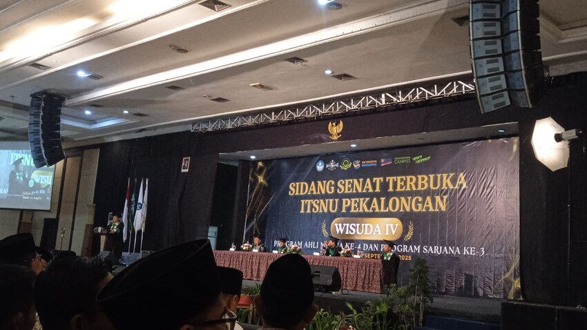 ITSNU Pekalongan Gelar Wisuda IV, Cetak 294 Lulusan Siap Bersaing di Level Global