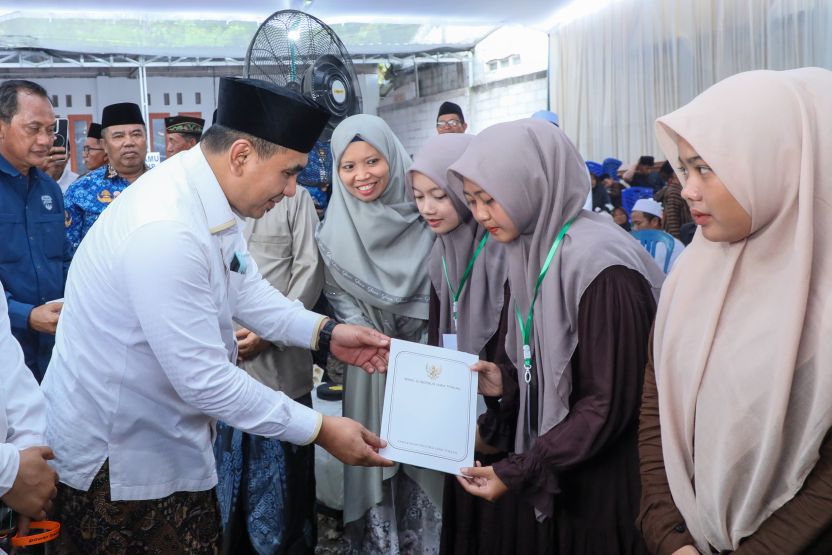 Pemprov Jateng Salurkan Lebih Rp1 Miliar kepada Penghafal Al-Qur’an